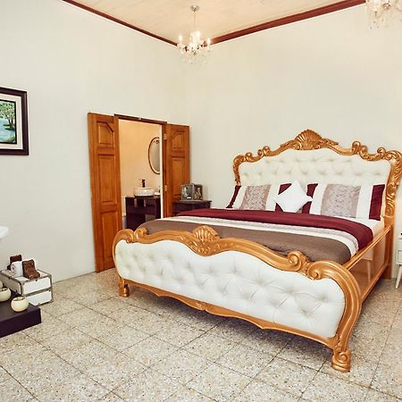 Hotel Vintage "Rialto" Quetzaltenango Exterior foto
